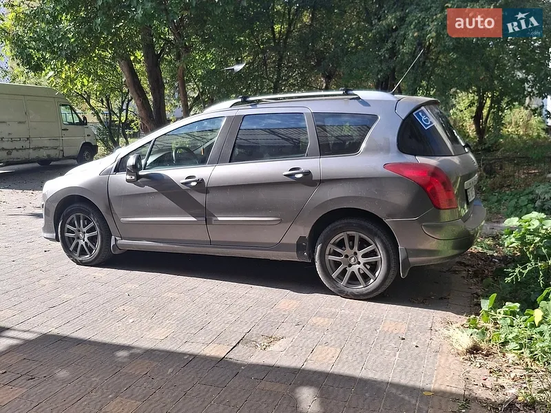 Peugeot 308