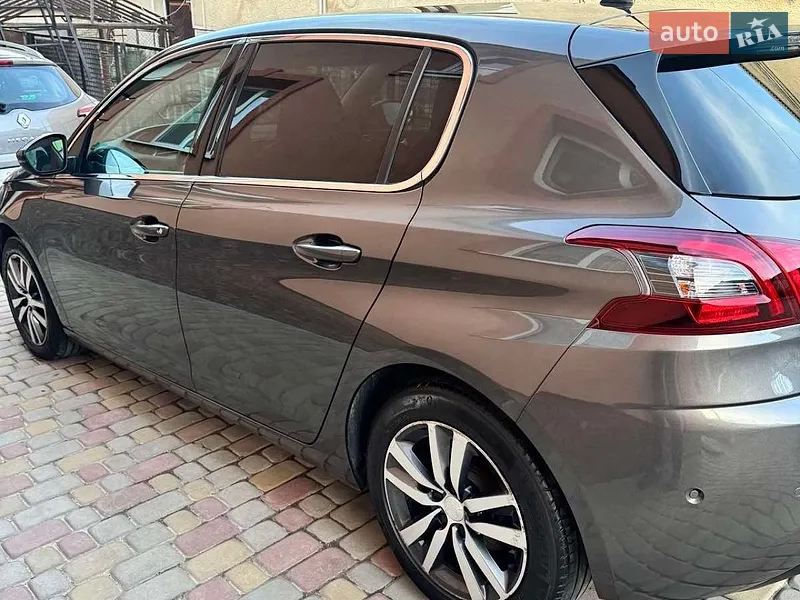 Peugeot 308
