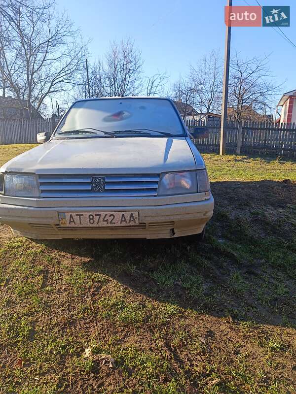 Хэтчбек Peugeot 309 1988 в Глыбокой