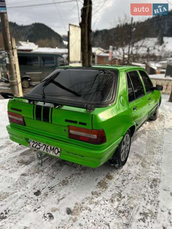 Хетчбек Peugeot 309 1989 в Верховині