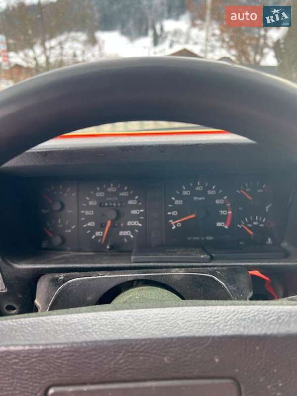 Хетчбек Peugeot 309 1989 в Верховині