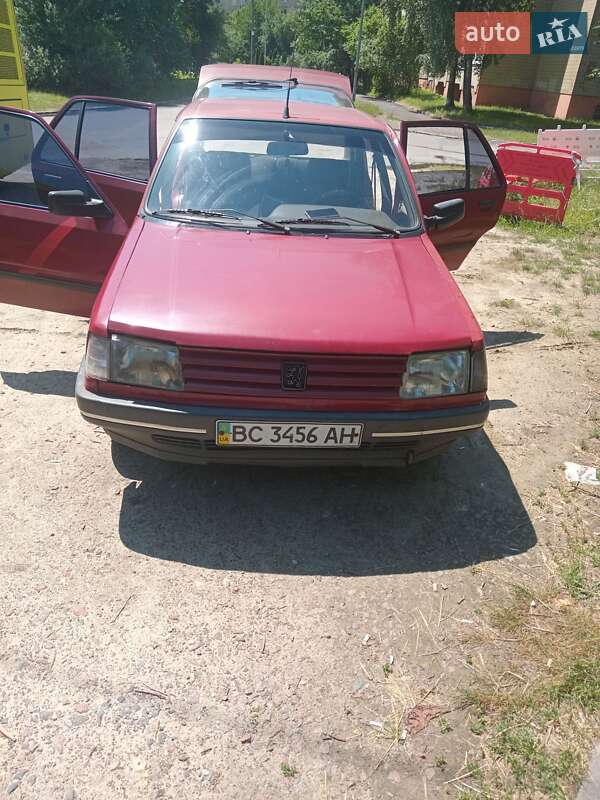 Хетчбек Peugeot 309 1988 в Львові