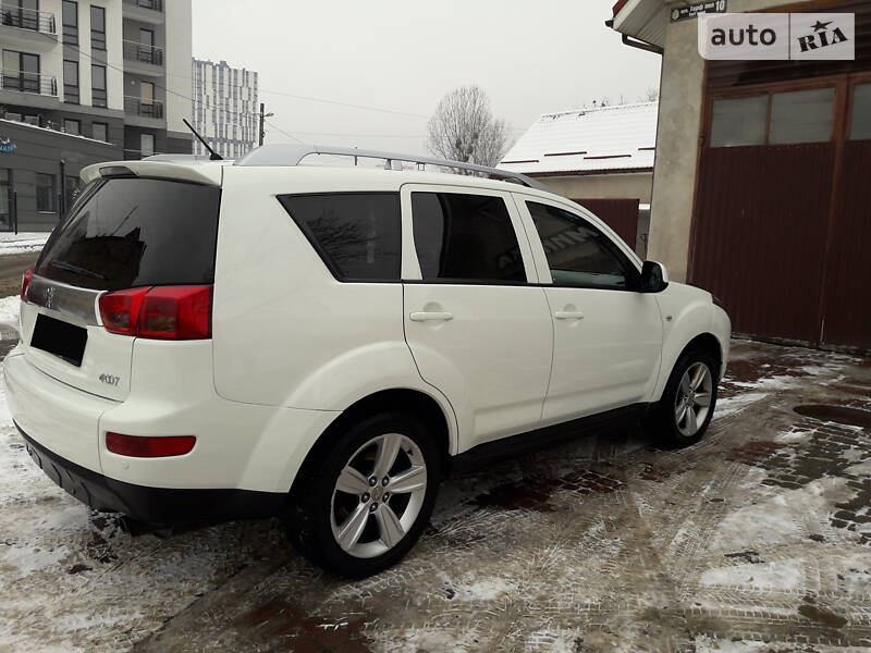 Внедорожник / Кроссовер Peugeot 4007 2011 в Львове