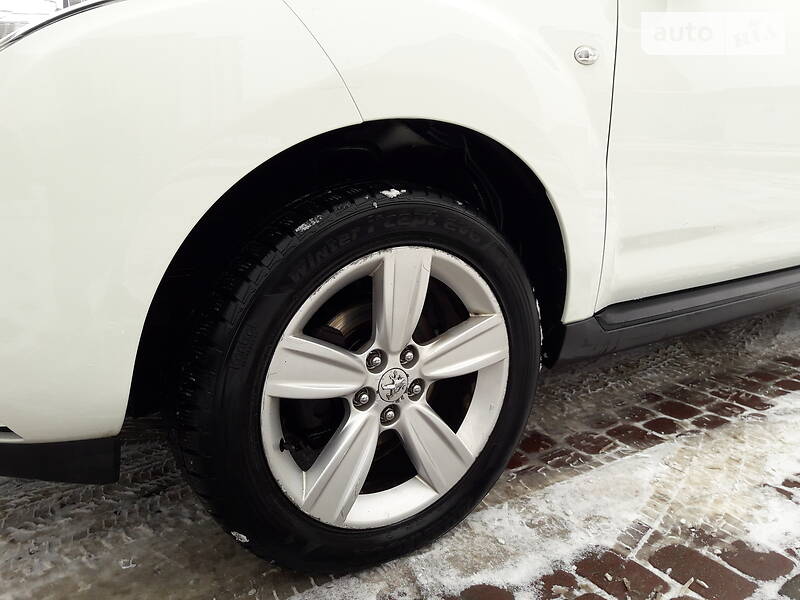 Внедорожник / Кроссовер Peugeot 4007 2011 в Львове