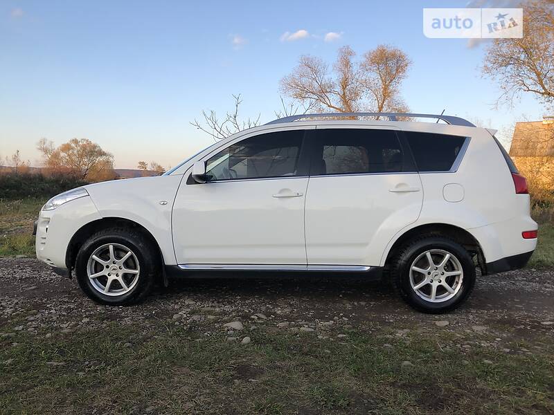 Внедорожник / Кроссовер Peugeot 4007 2008 в Ивано-Франковске