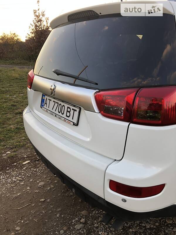 Внедорожник / Кроссовер Peugeot 4007 2008 в Ивано-Франковске