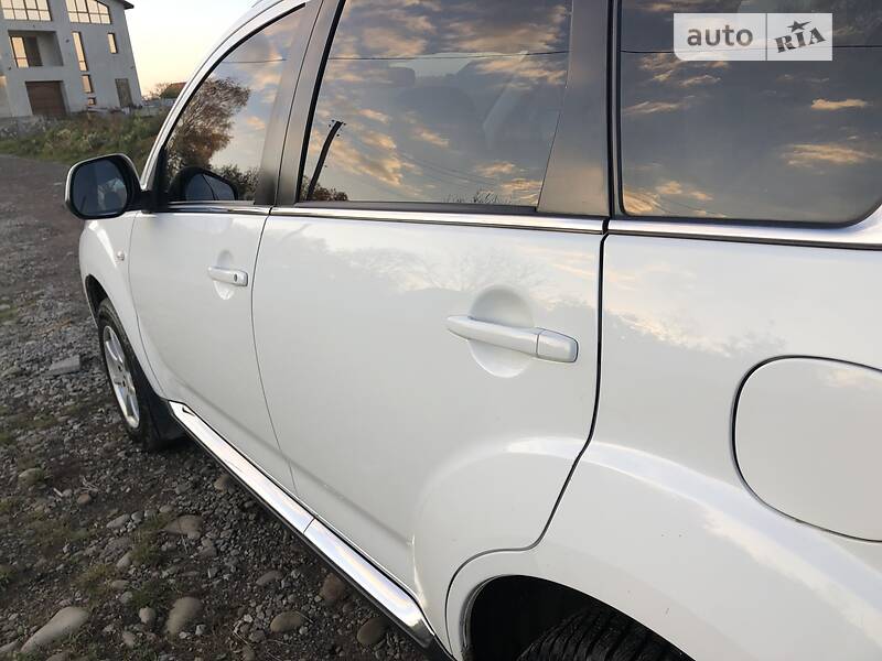 Внедорожник / Кроссовер Peugeot 4007 2008 в Ивано-Франковске