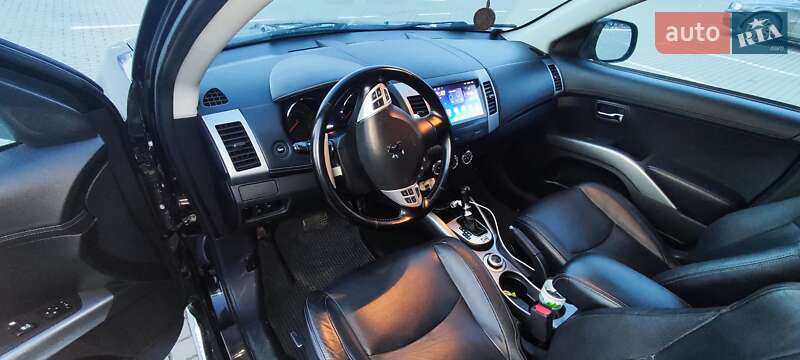 Позашляховик / Кросовер Peugeot 4007 2010 в Шептицькому