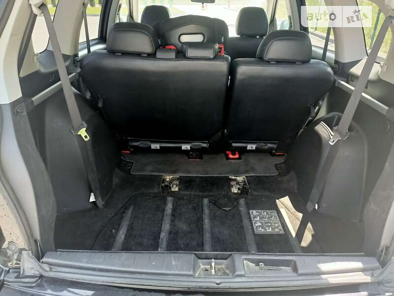 Позашляховик / Кросовер Peugeot 4007 2008 в Рівному