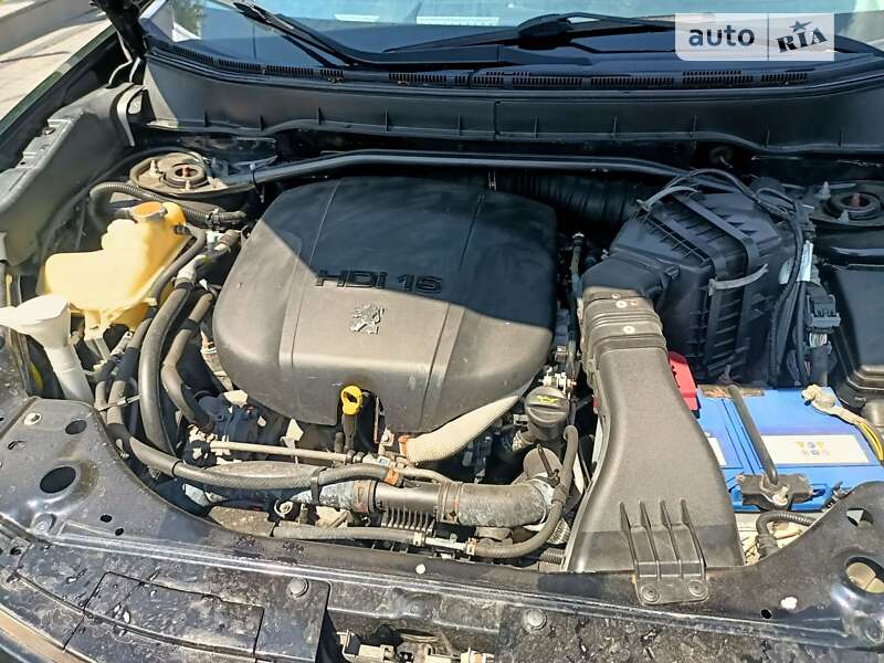 Позашляховик / Кросовер Peugeot 4007 2008 в Рівному