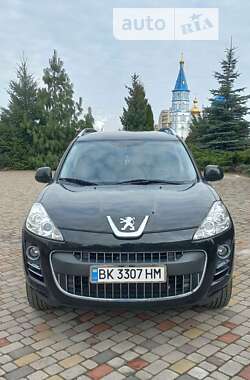 Позашляховик / Кросовер Peugeot 4007 2010 в Нововолинську