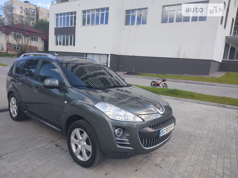 Позашляховик / Кросовер Peugeot 4007 2008 в Львові