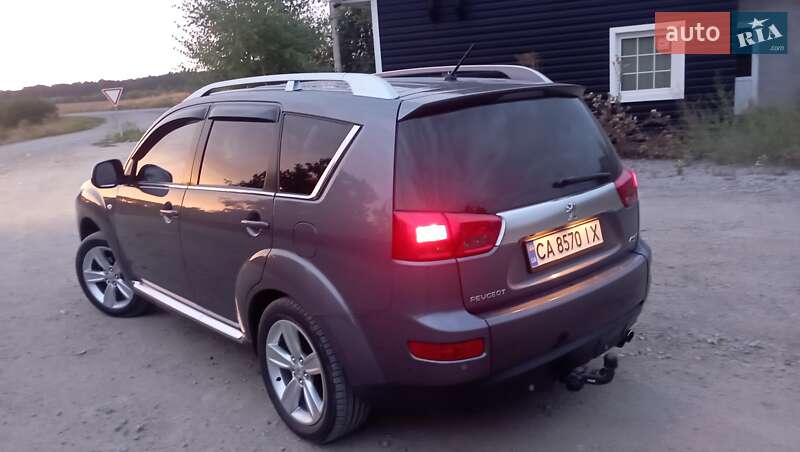 Позашляховик / Кросовер Peugeot 4007 2010 в Умані
