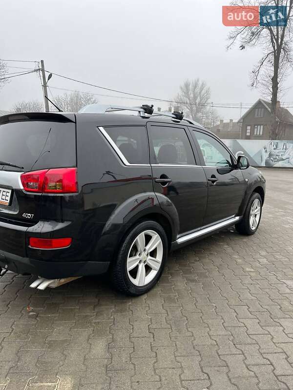 Внедорожник / Кроссовер Peugeot 4007 2007 в Черновцах