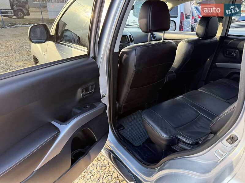 Внедорожник / Кроссовер Peugeot 4007 2011 в Коломые