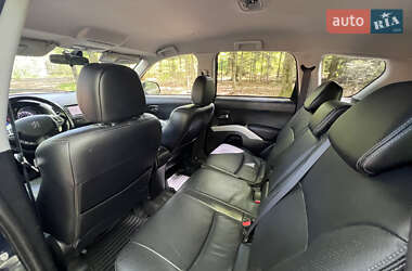 Позашляховик / Кросовер Peugeot 4007 2010 в 