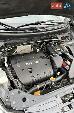 Позашляховик / Кросовер Peugeot 4007 2011 в 