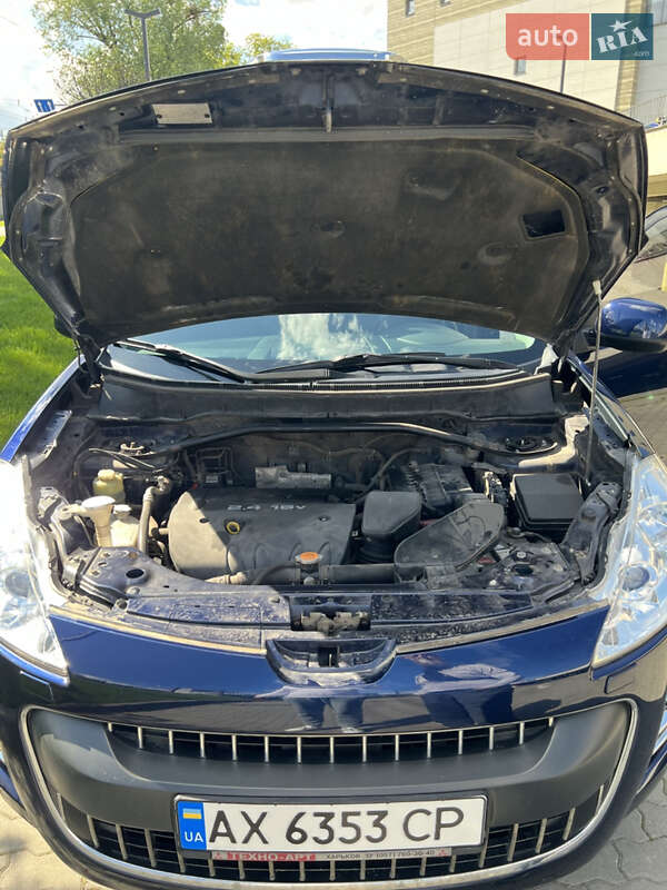 Внедорожник / Кроссовер Peugeot 4007 2011 в Львове