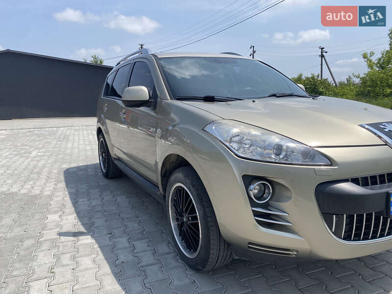 Позашляховик / Кросовер Peugeot 4007 2010 в Підгайцях