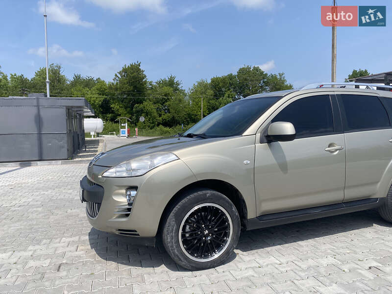 Позашляховик / Кросовер Peugeot 4007 2010 в Підгайцях