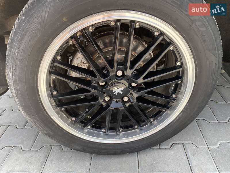 Позашляховик / Кросовер Peugeot 4007 2010 в Підгайцях