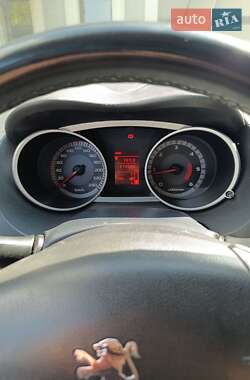 Внедорожник / Кроссовер Peugeot 4007 2008 в 