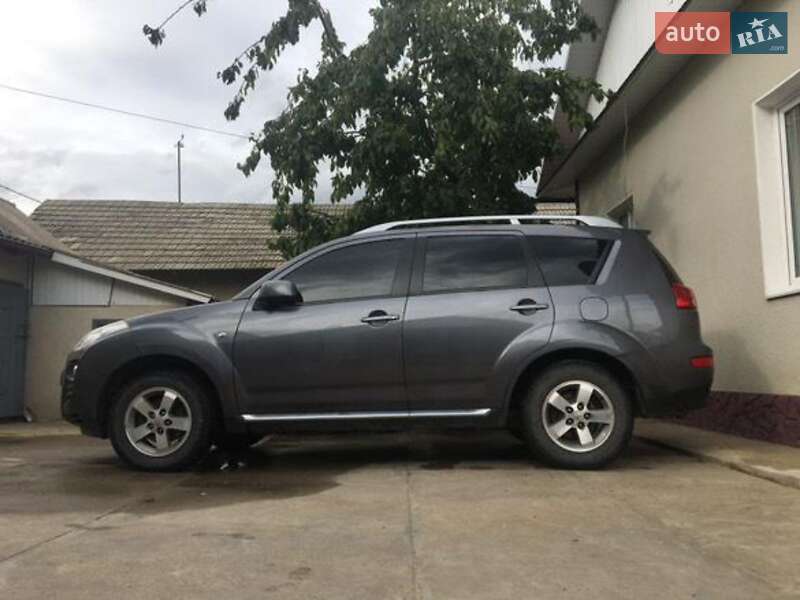 Позашляховик / Кросовер Peugeot 4007 2010 в Борщеві