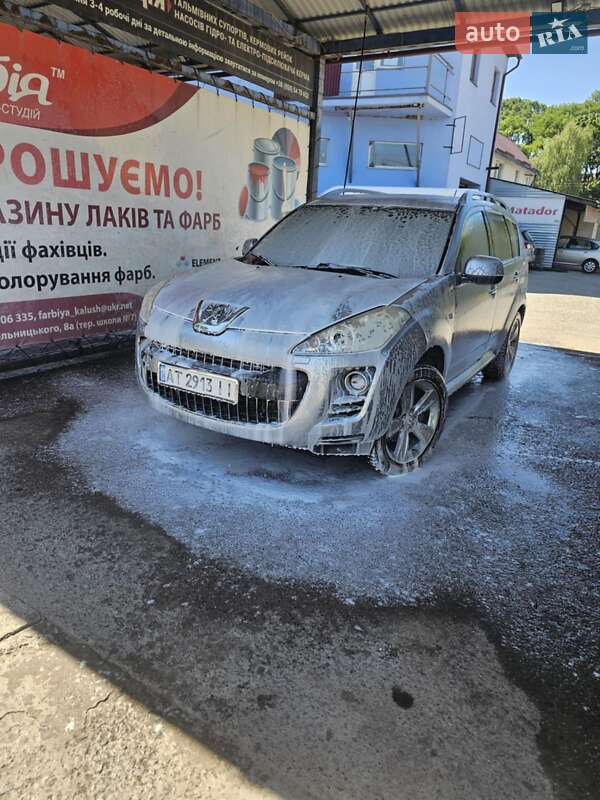 Позашляховик / Кросовер Peugeot 4007 2009 в Калуші