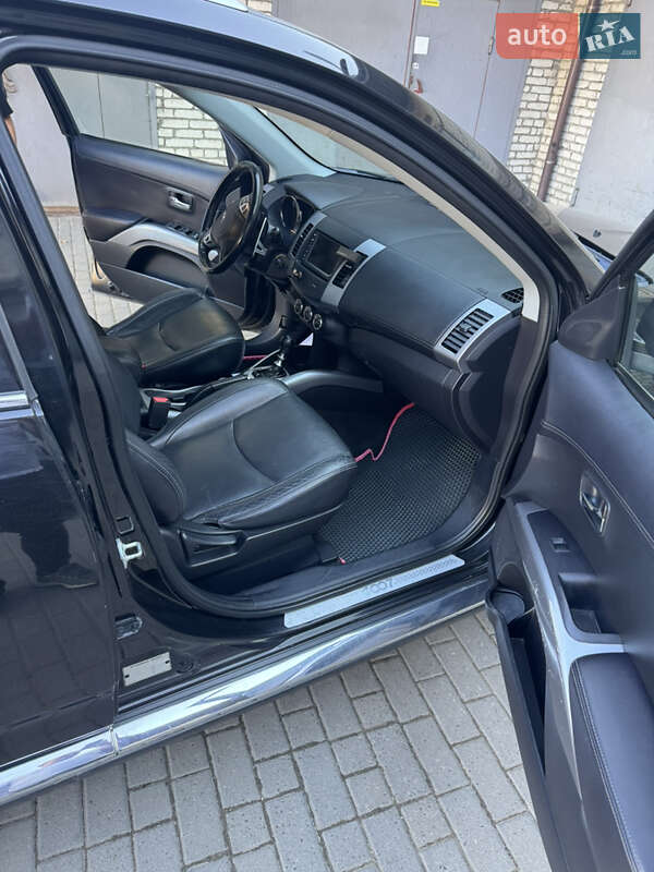 Внедорожник / Кроссовер Peugeot 4007 2010 в Львове фото 31 Внедорожник / Кроссовер Peugeot 4007 2010 в Львове