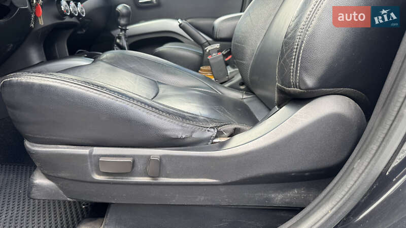 Позашляховик / Кросовер Peugeot 4007 2010 в Києві