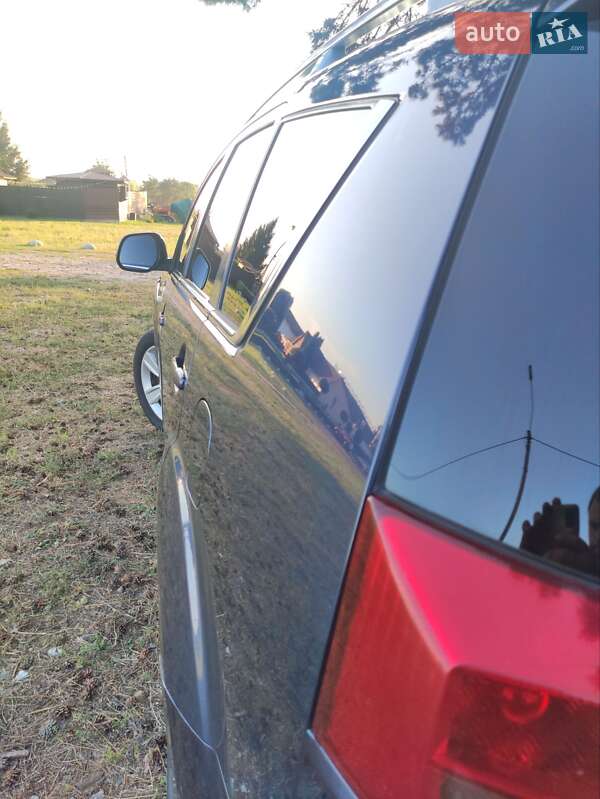 Позашляховик / Кросовер Peugeot 4007 2008 в Смілі фото 11 Позашляховик / Кросовер Peugeot 4007 2008 в Смілі