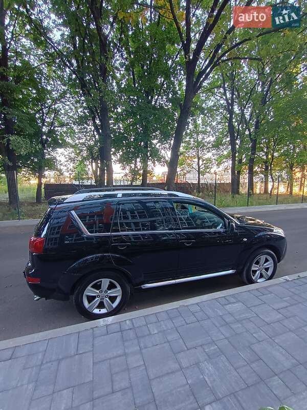 Позашляховик / Кросовер Peugeot 4007 2008 в Чернігові
