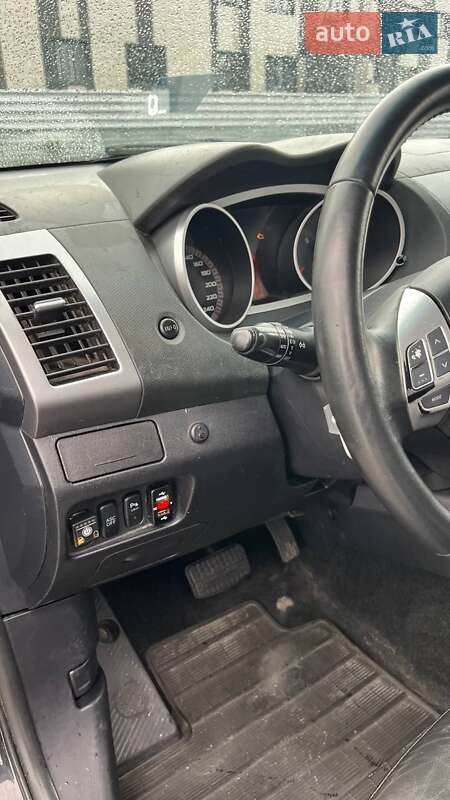 Внедорожник / Кроссовер Peugeot 4007 2008 в Киеве