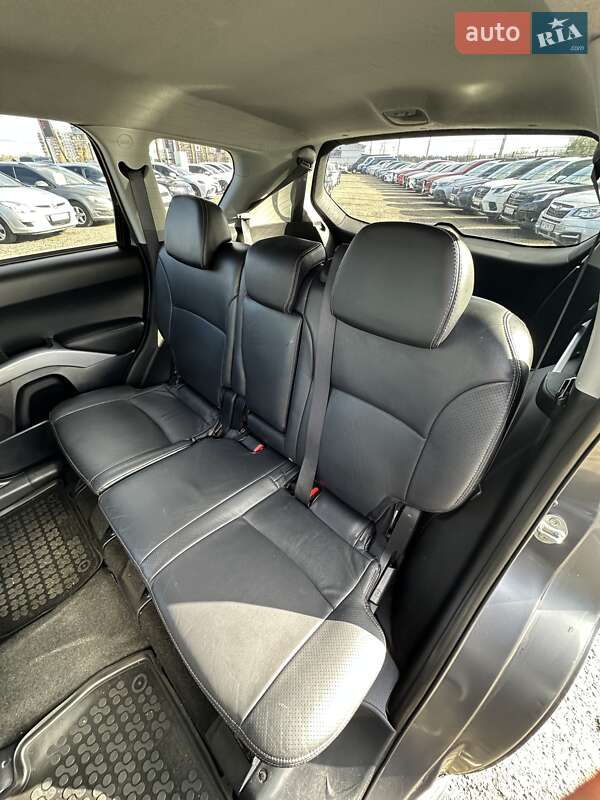 Позашляховик / Кросовер Peugeot 4007 2011 в Білогородці фото 18 Позашляховик / Кросовер Peugeot 4007 2011 в Білогородці