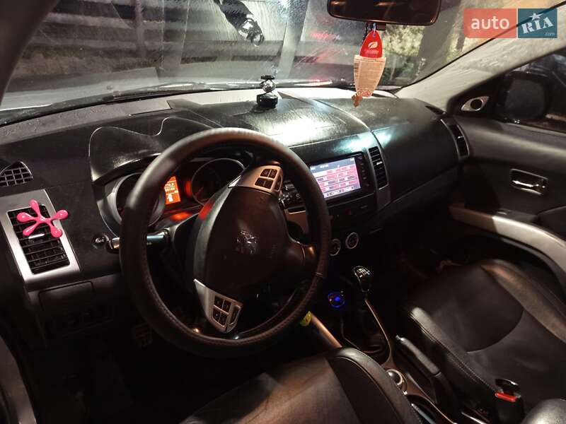 Внедорожник / Кроссовер Peugeot 4007 2007 в Яблунице фото 11 Внедорожник / Кроссовер Peugeot 4007 2007 в Яблунице