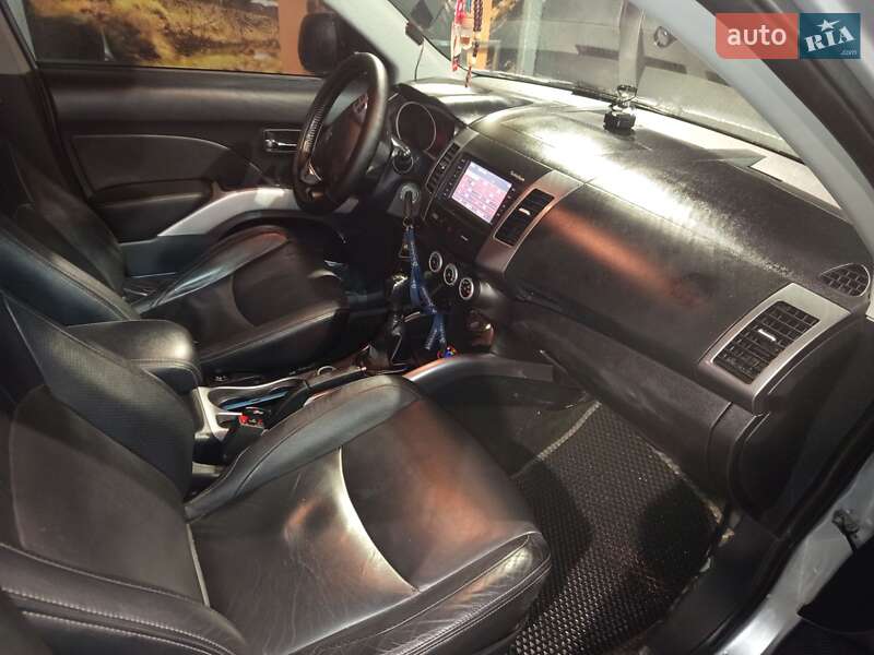 Внедорожник / Кроссовер Peugeot 4007 2007 в Яблунице фото 19 Внедорожник / Кроссовер Peugeot 4007 2007 в Яблунице