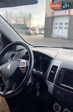 Позашляховик / Кросовер Peugeot 4007 2011 в Луцьку