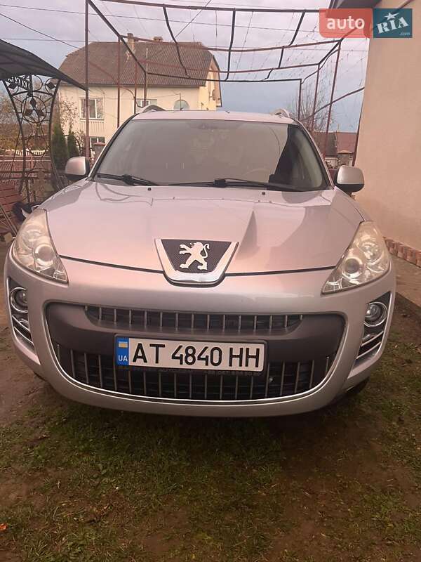 Позашляховик / Кросовер Peugeot 4007 2011 в Калуші