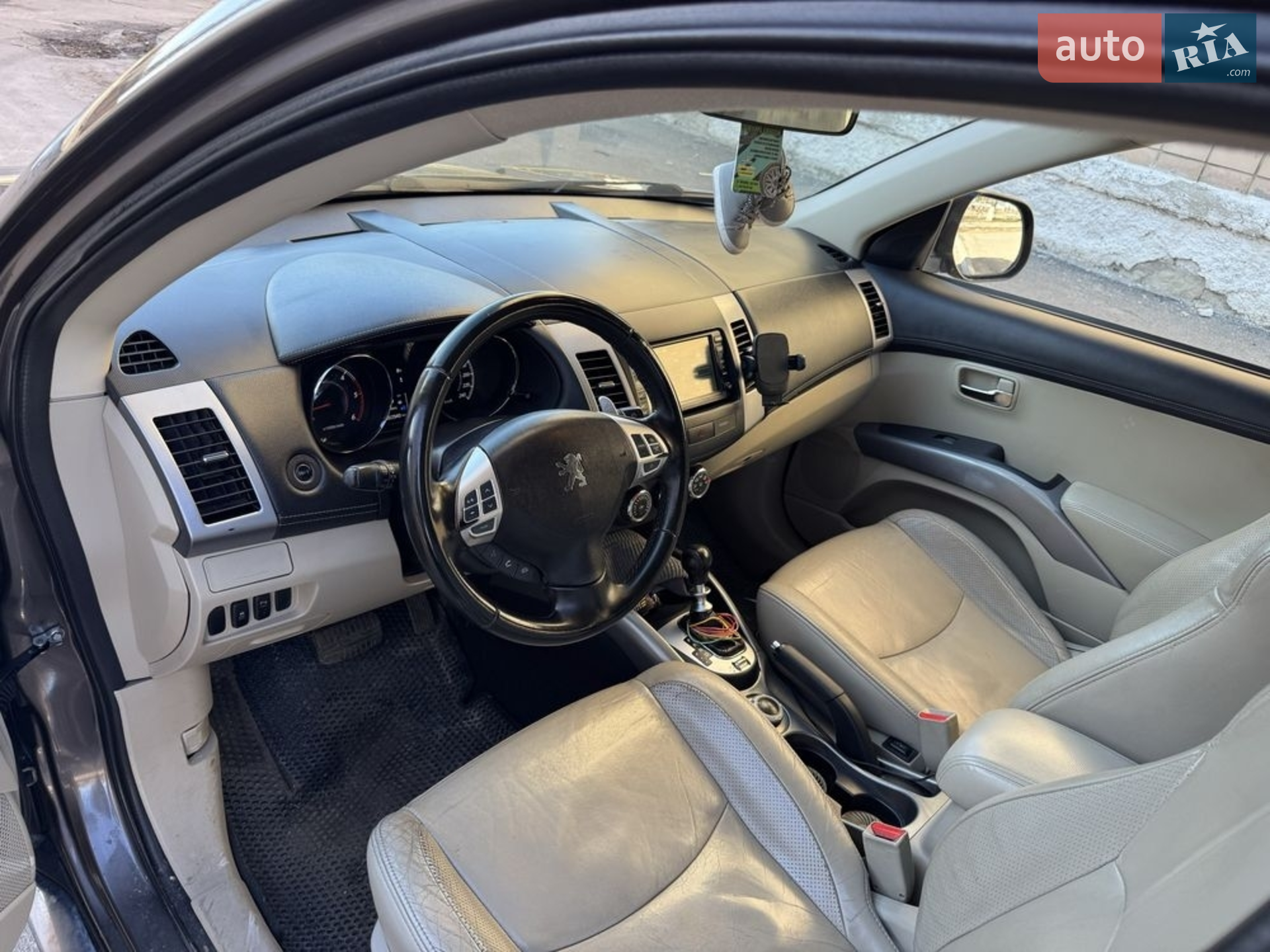 2012 Peugeot 4007 - мініатюра 10