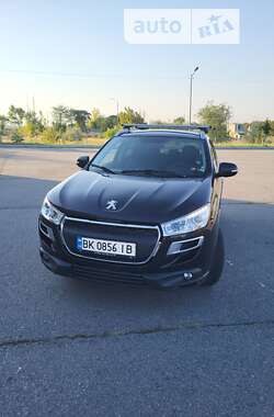 Внедорожник / Кроссовер Peugeot 4008 2012 в Маневичах