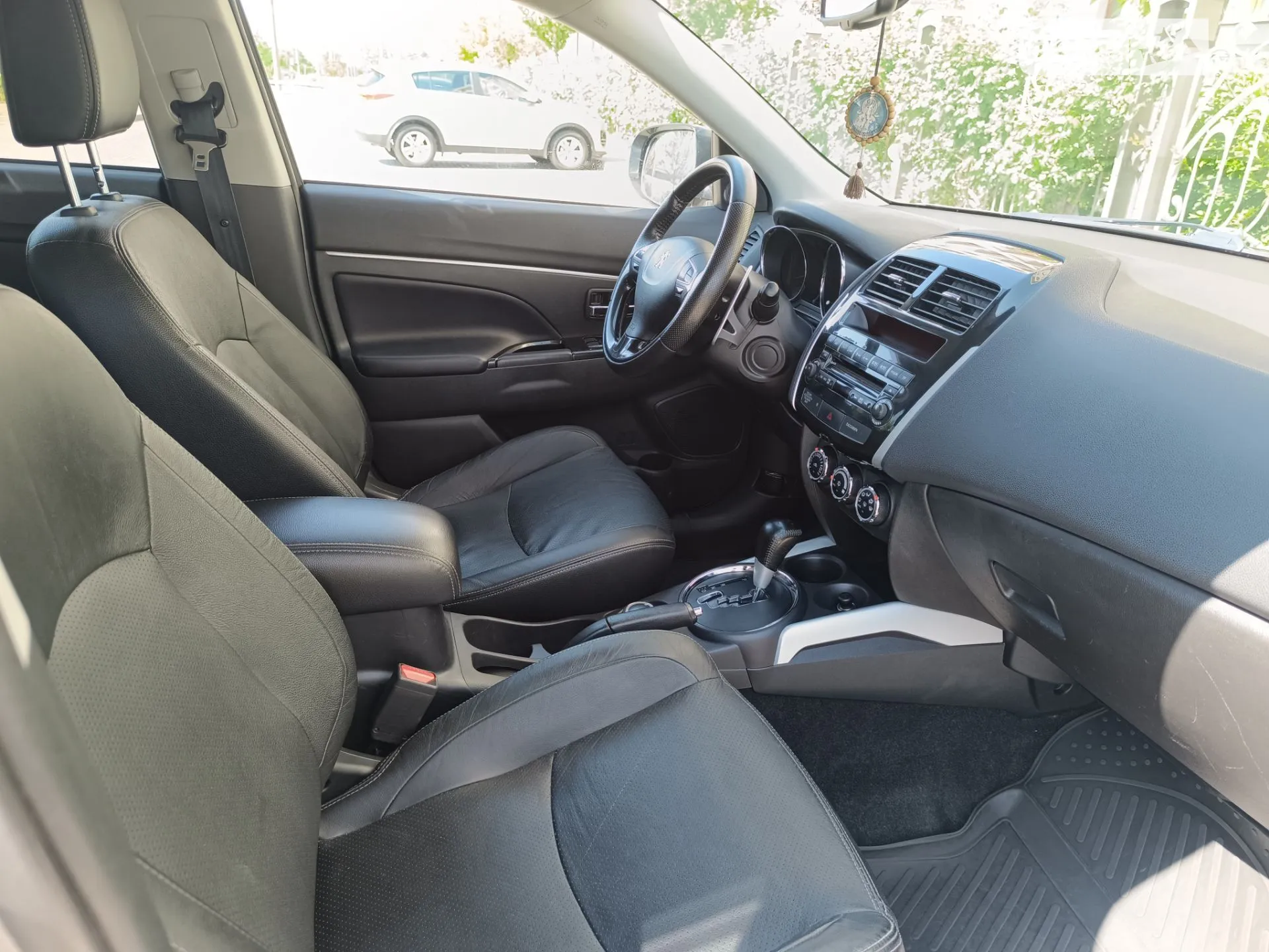 2012 Peugeot 4008 - мініатюра 12