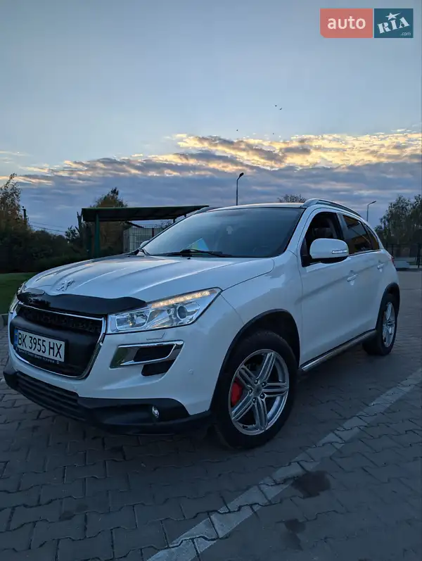 Peugeot 4008 2012