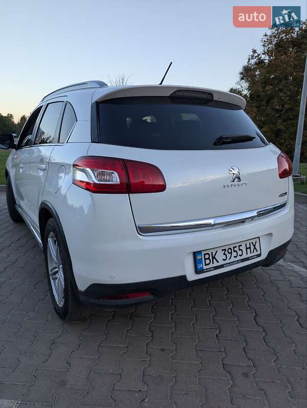 Внедорожник / Кроссовер Peugeot 4008 2012 в Ровно фото 6 Внедорожник / Кроссовер Peugeot 4008 2012 в Ровно