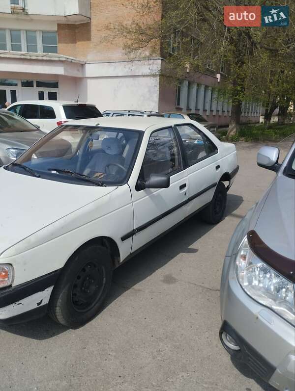 Седан Peugeot 405 1990 в Полтаві