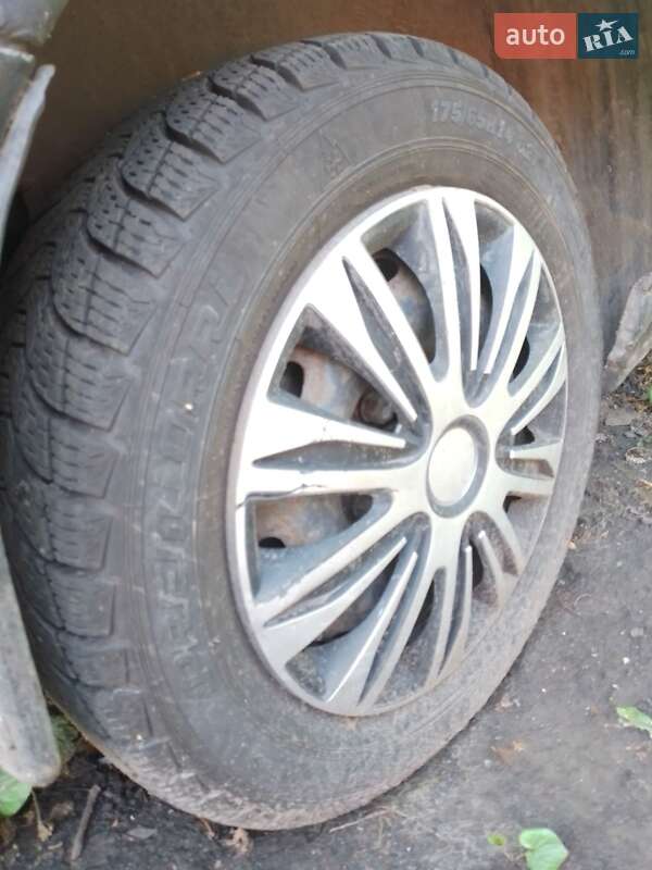 Седан Peugeot 405 1989 в Черкасах