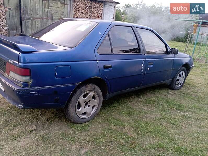 Седан Peugeot 405 1992 в Бориславі