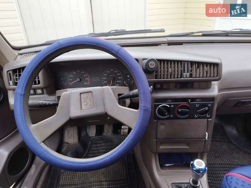 Седан Peugeot 405 1988 в Богородчанах