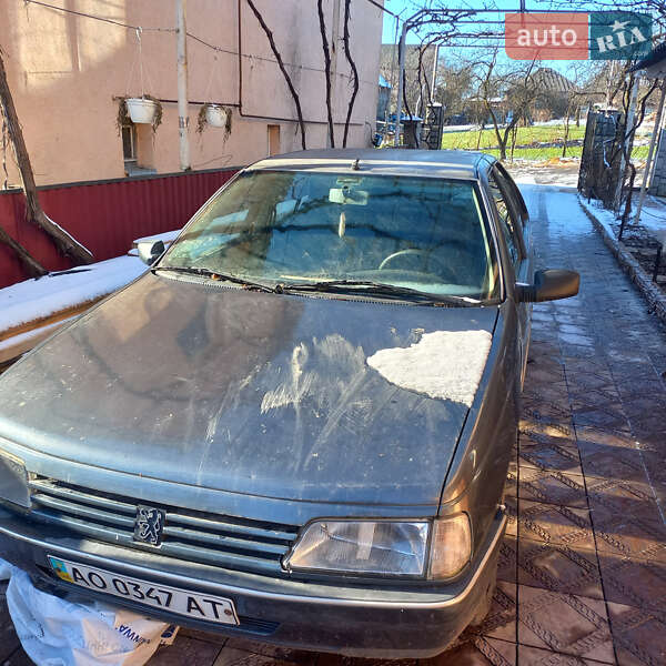 Седан Peugeot 405 1994 в Виноградове