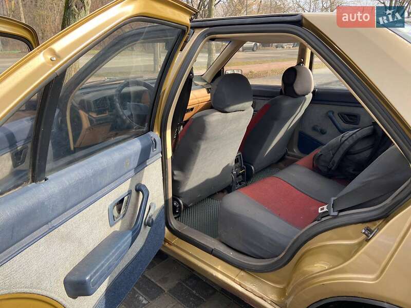 Седан Peugeot 405 1988 в Хмельницком