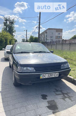 Седан Peugeot 405 1990 в Львові